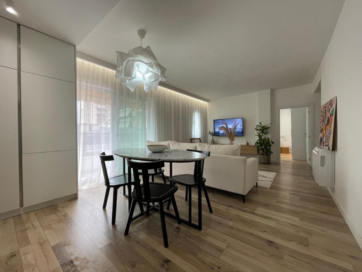Myslym Shyri'S Apartments Τίρανα Εξωτερικό φωτογραφία